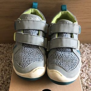 Little Kids Plae TY shoes in Nexus grey size 12.5